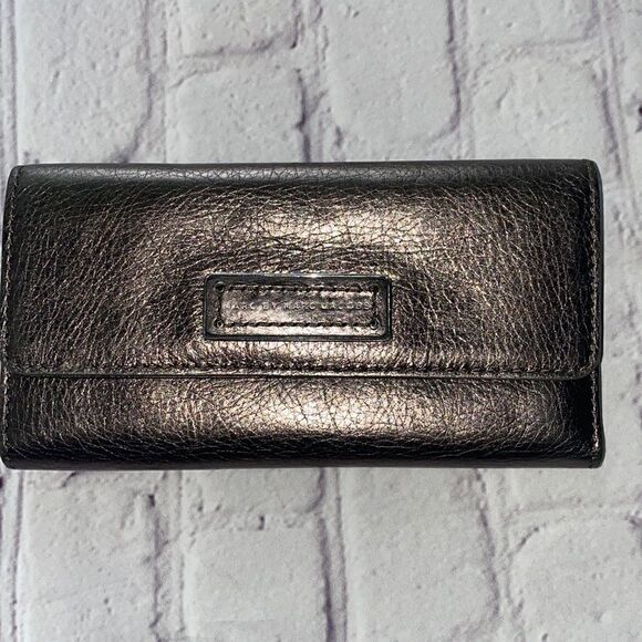 Marc by Marc Jacobs Metallic Trifold wallet - Picture 3 of 8